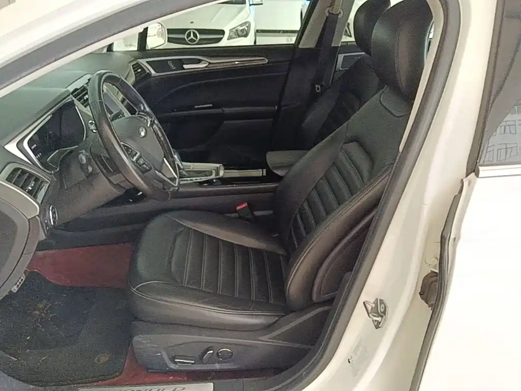 Ford Mondeo — миниатюра 15