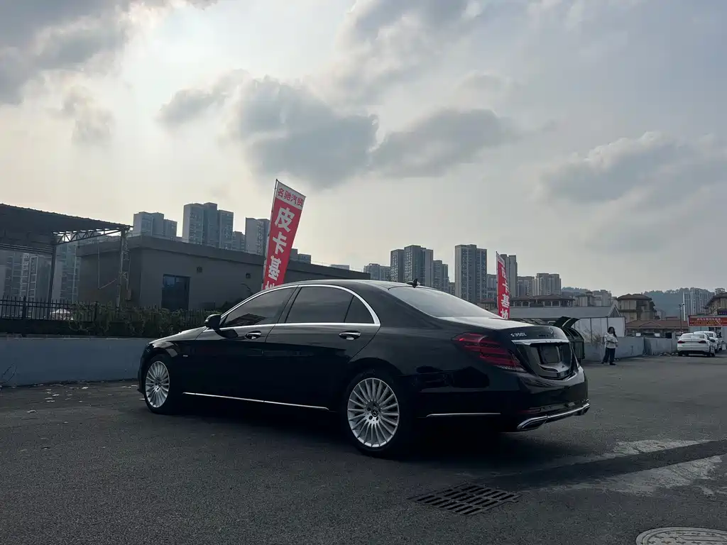 Mercedes-Benz S-Class — миниатюра 7