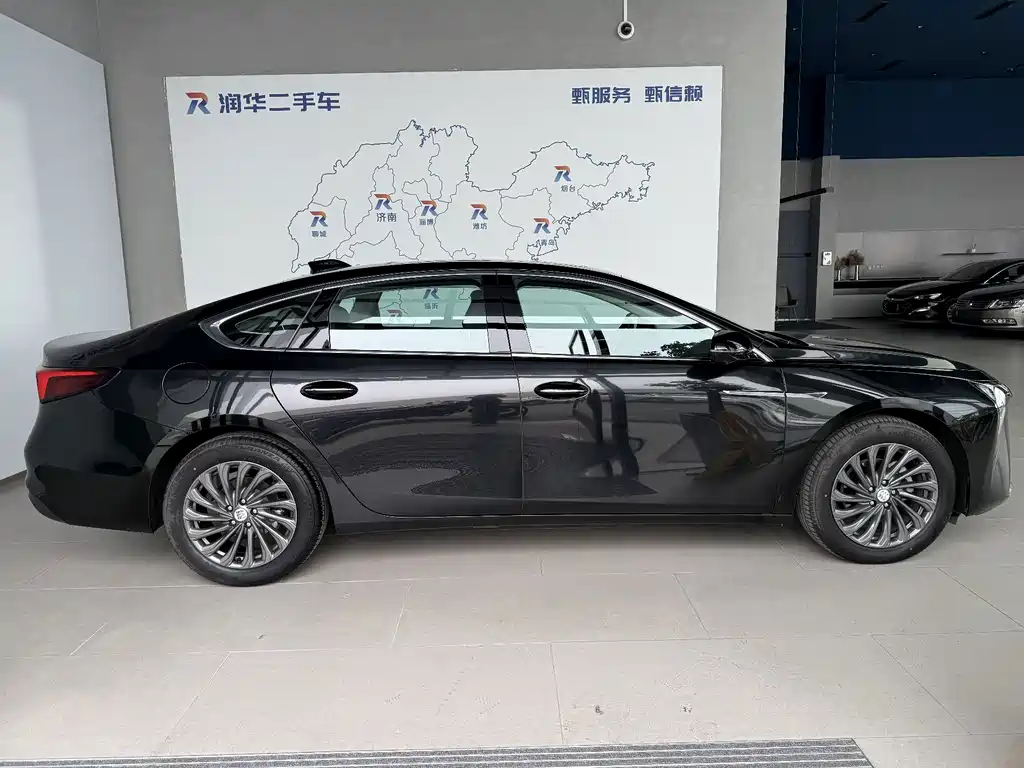 Buick LaCrosse — миниатюра 3