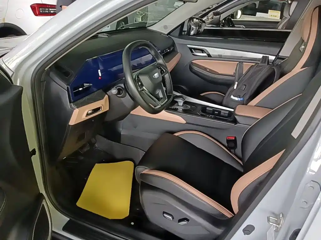 Geely Haoyue PRO — миниатюра 15