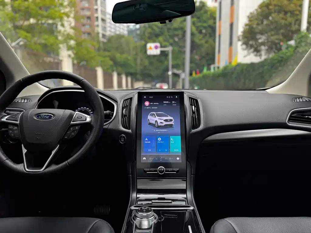 Ford Edge — миниатюра 11