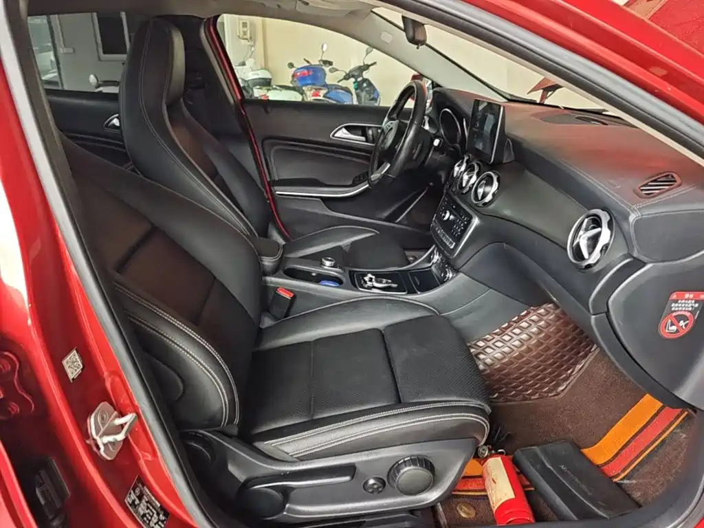 Mercedes-Benz GLA — миниатюра 25