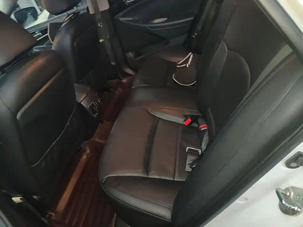 Hyundai Sonata — миниатюра 17