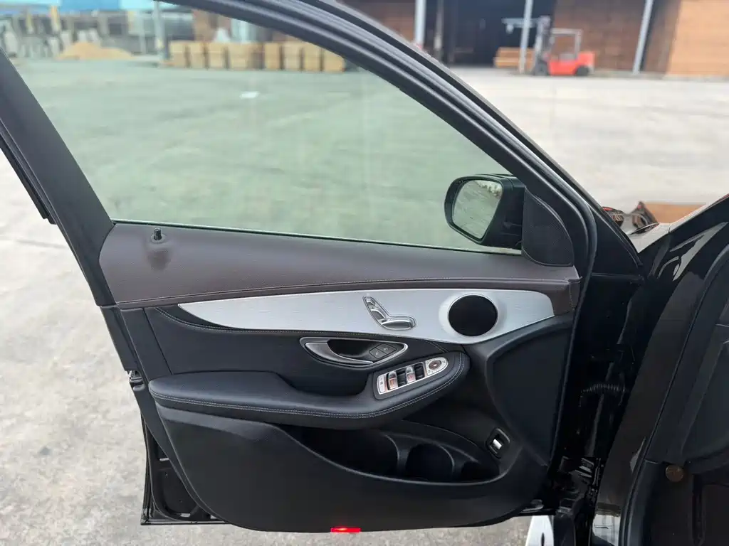 Mercedes-Benz GLC — миниатюра 4