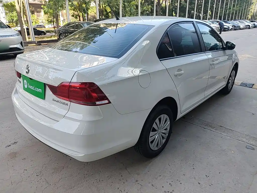 Volkswagen Santana — миниатюра 7