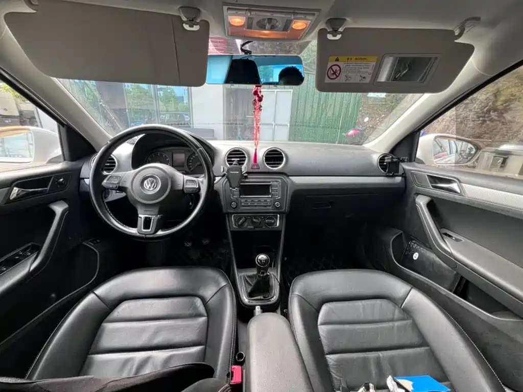 Volkswagen Jetta — миниатюра 6