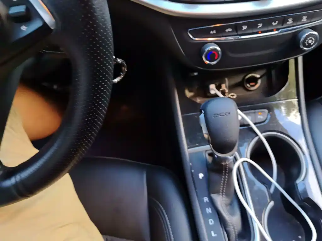 Buick Verano — миниатюра 7