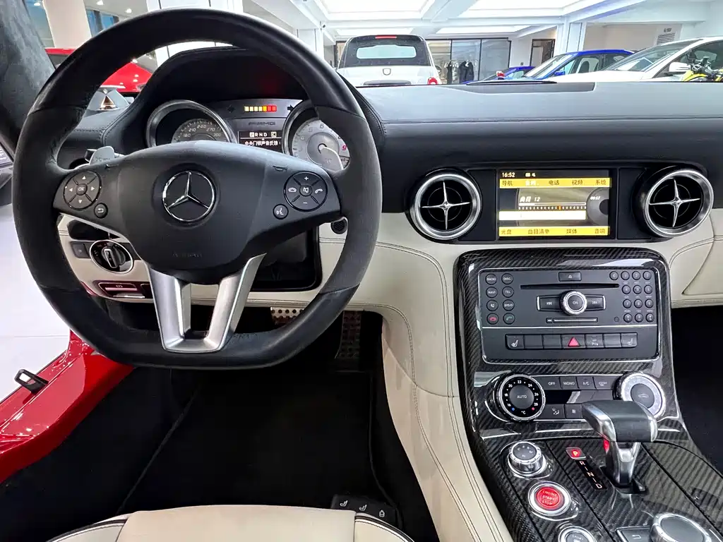 Mercedes-Benz SLS AMG SLS AMG, фото 11