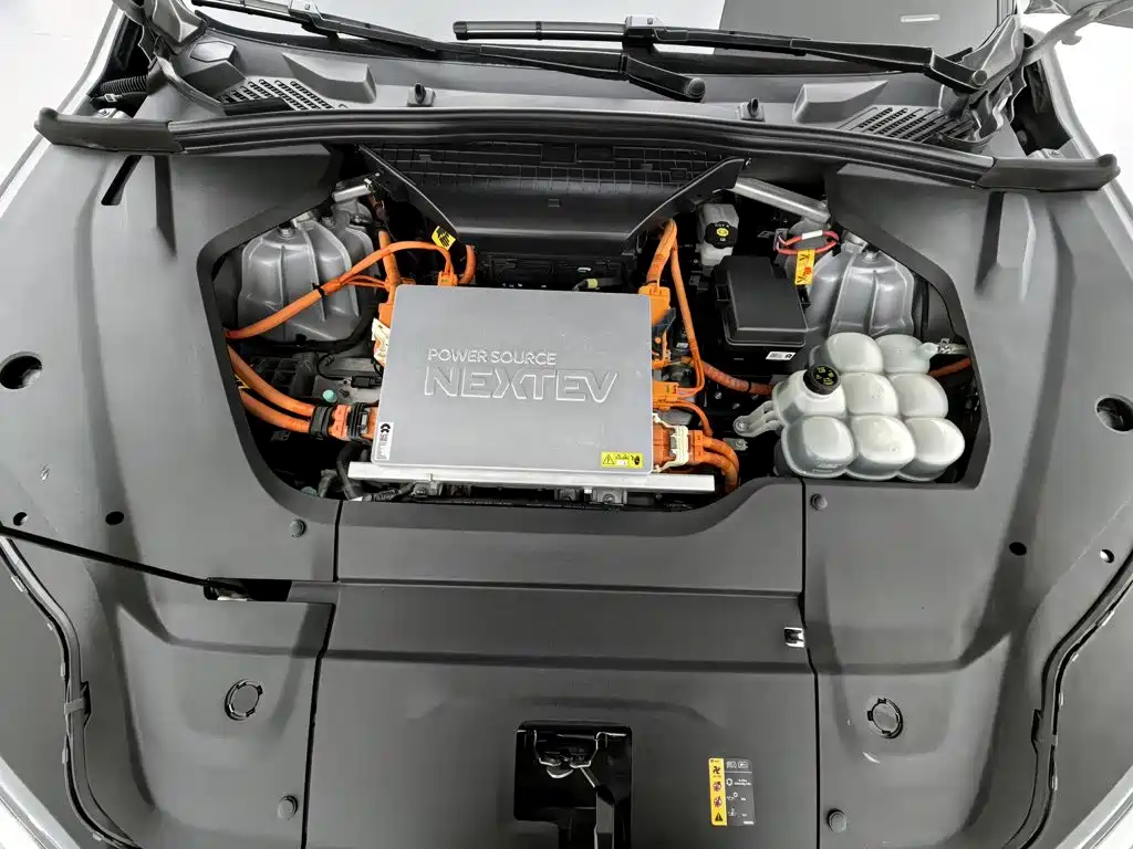 NIO ES8 — миниатюра 6