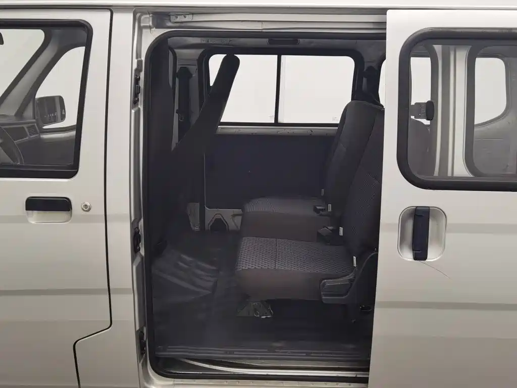 Wuling Zhiguang — миниатюра 15