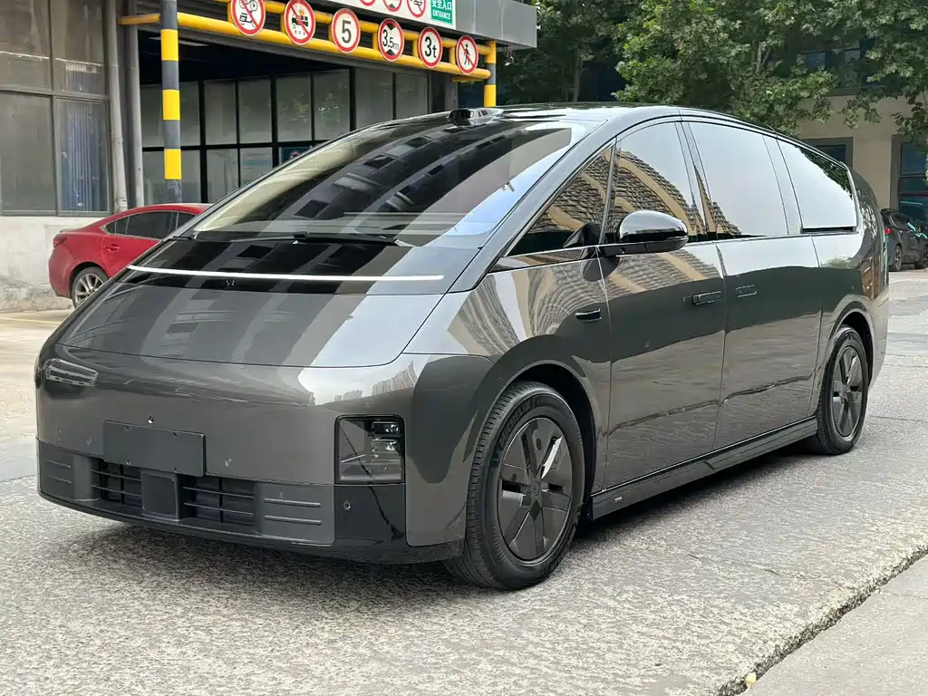 Li Auto Li MEGA
