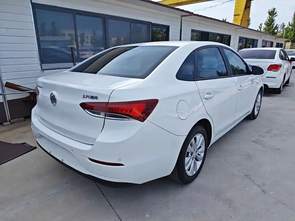 Buick Excelle — миниатюра 7