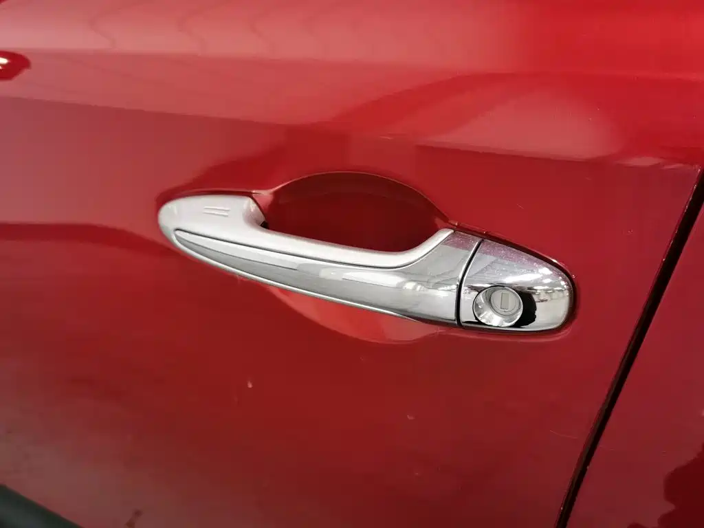 Toyota RAV4 — миниатюра 18