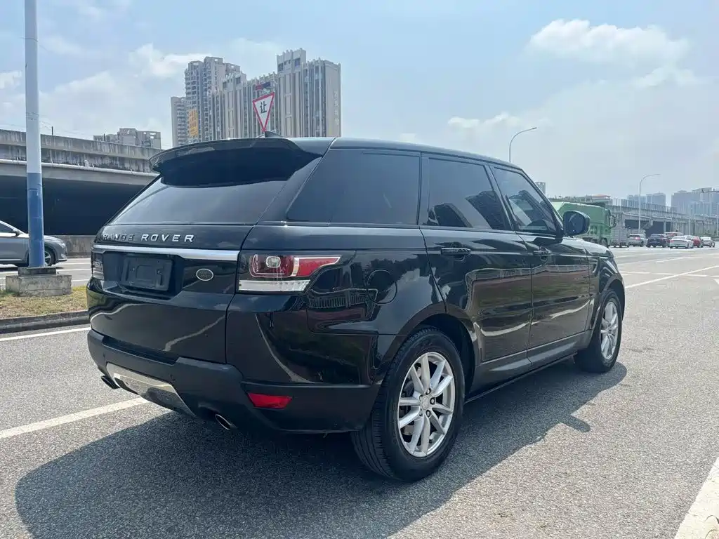 Land Rover Sport — миниатюра 5