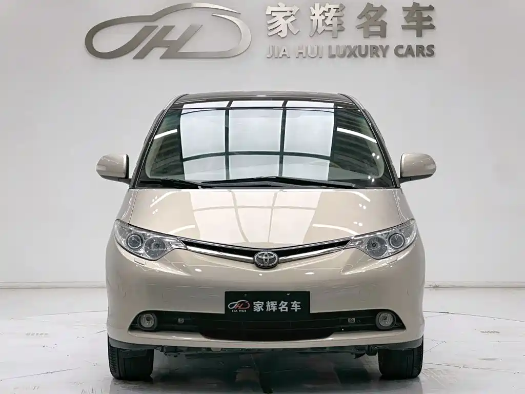 Toyota Previa — миниатюра 2