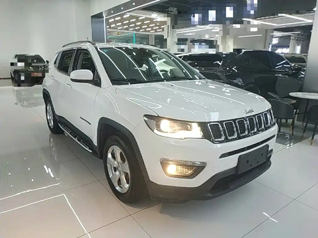 Jeep Compass — миниатюра 4