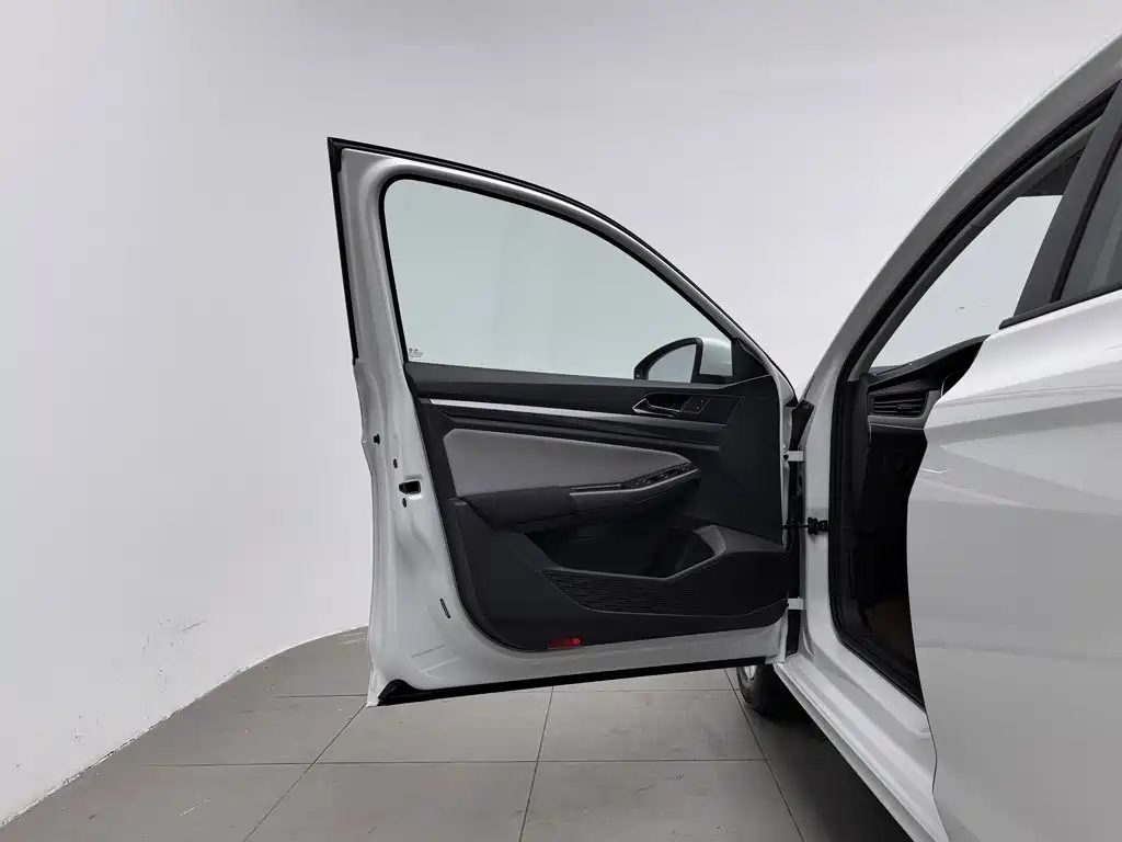 Volkswagen Bora — миниатюра 8