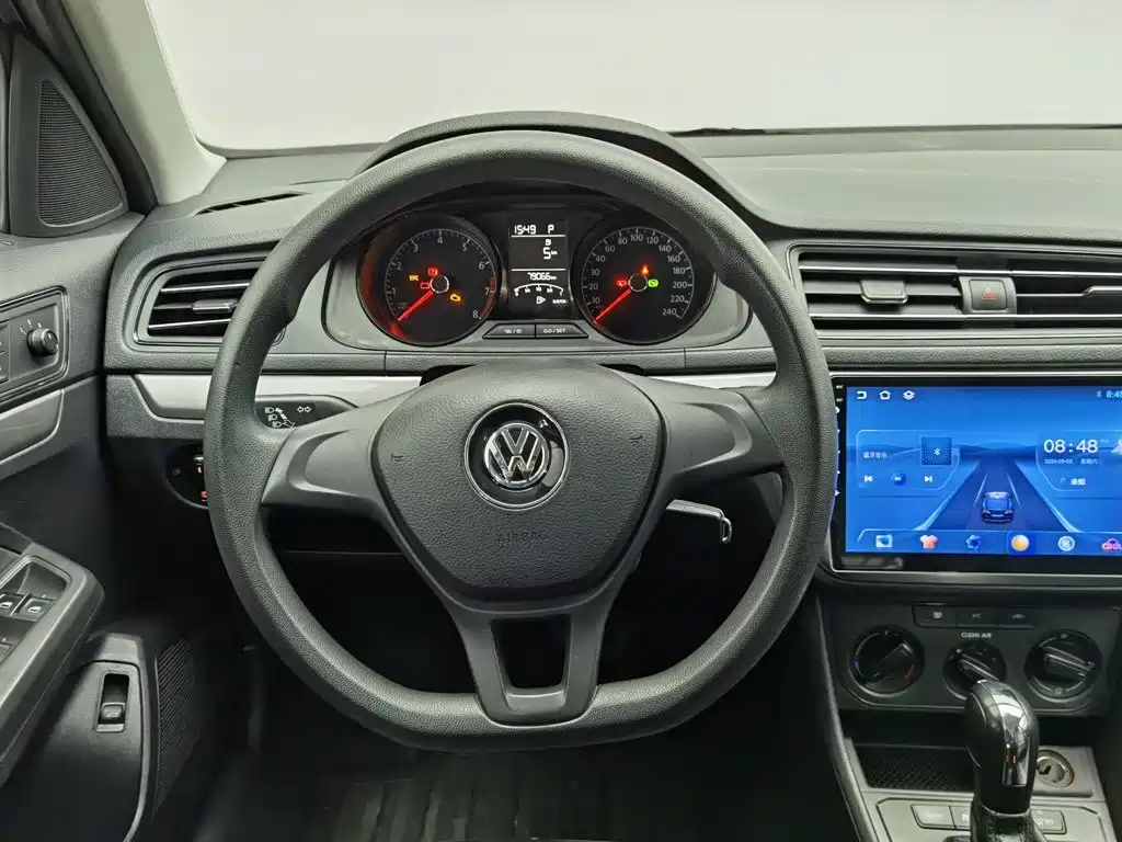 Volkswagen Lavida — миниатюра 11