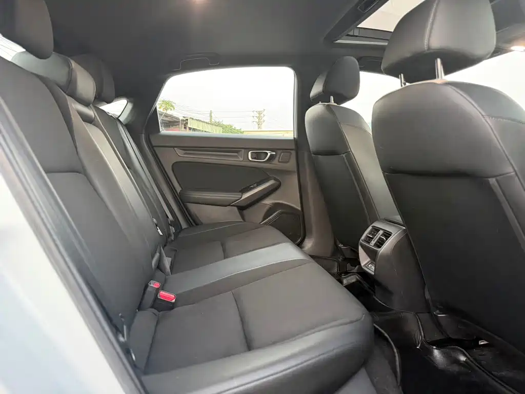 Honda Civic — миниатюра 13