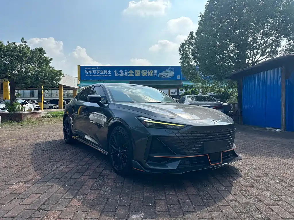 Changan UNI-V — миниатюра 3