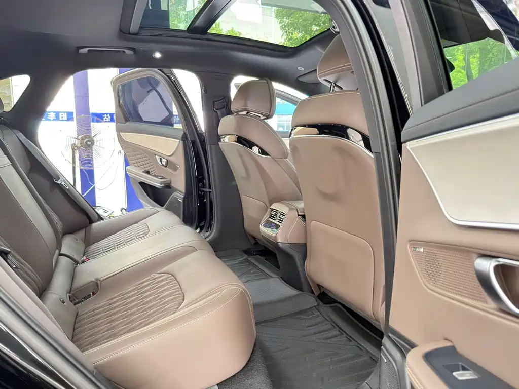 BYD Han — миниатюра 15
