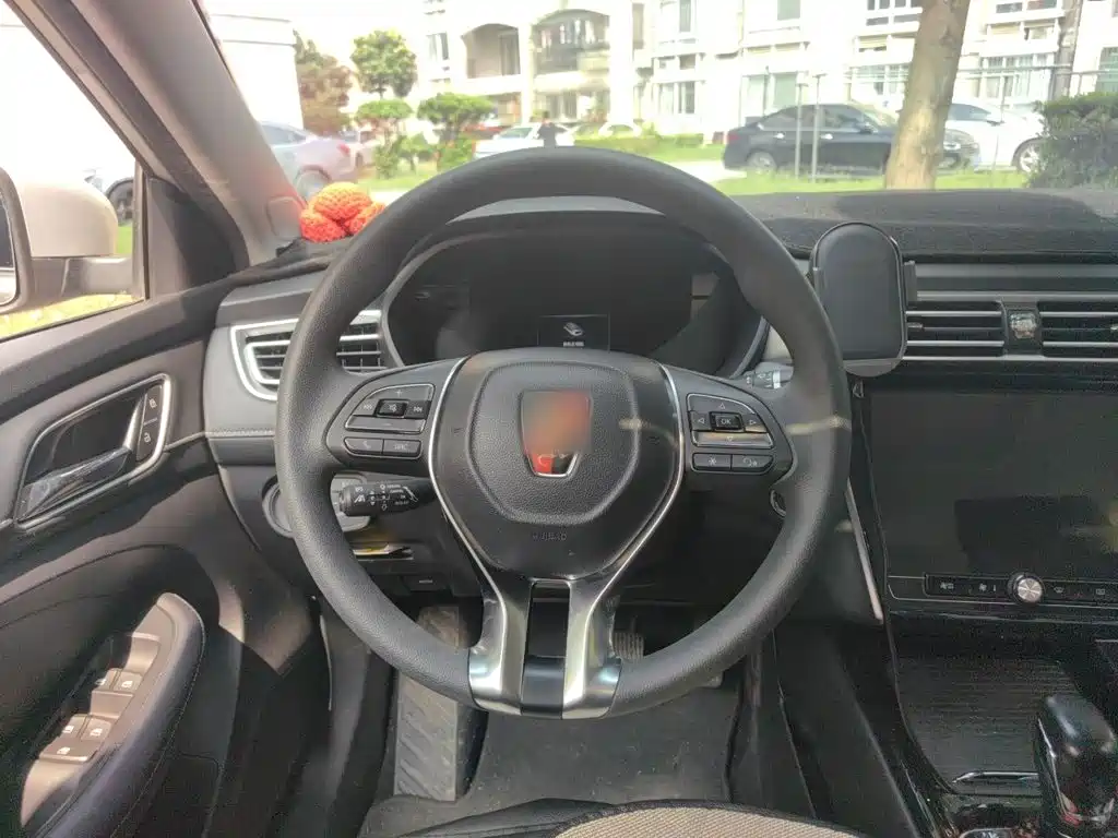 Roewe i5 — миниатюра 7