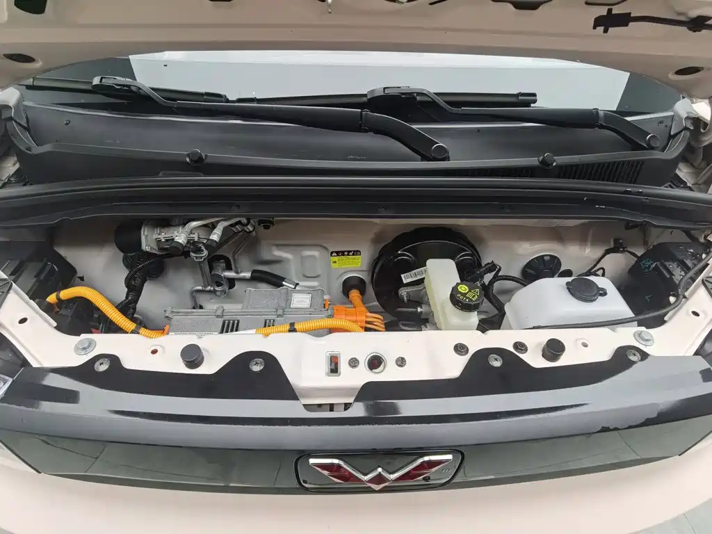 Wuling MINIEV — миниатюра 6