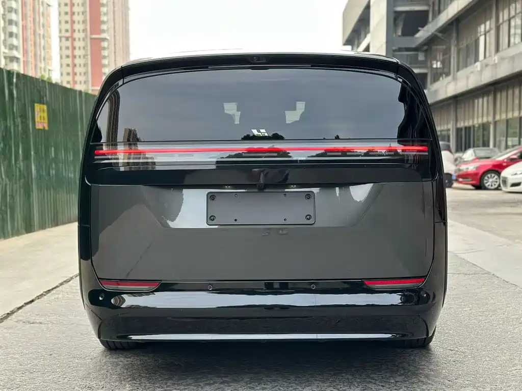 Li Auto Li MEGA — миниатюра 5