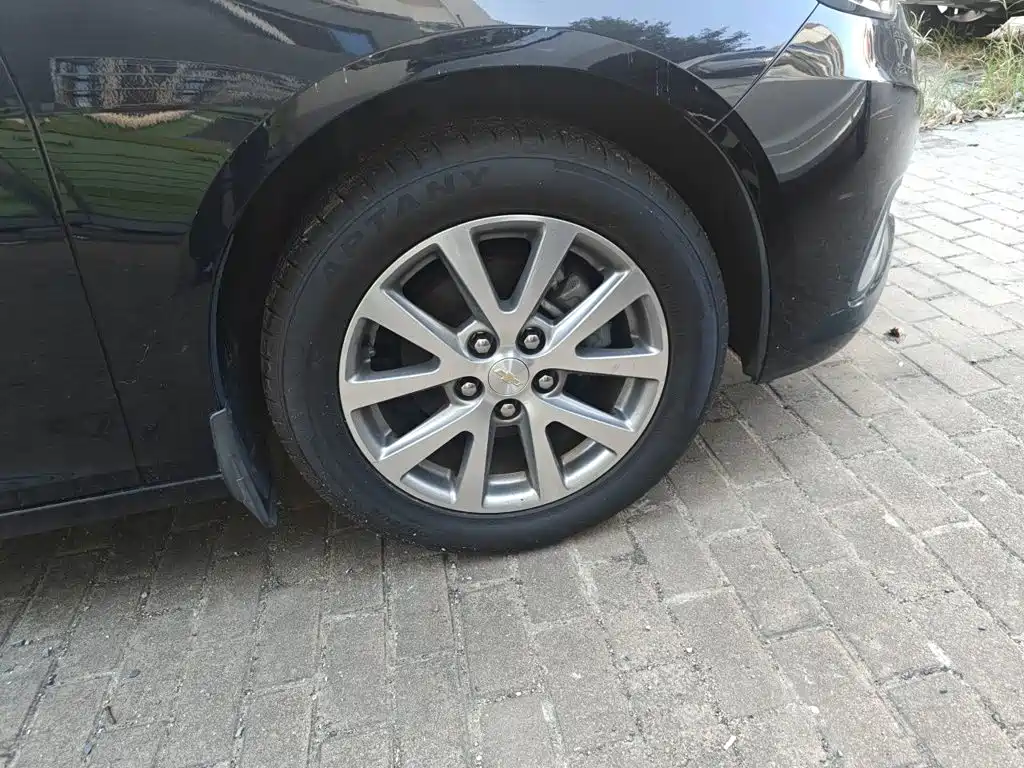 Chevrolet Malibu — миниатюра 24