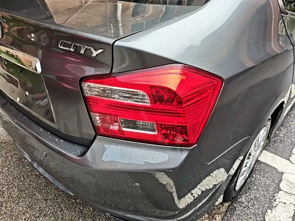 Honda City Classic — миниатюра 8