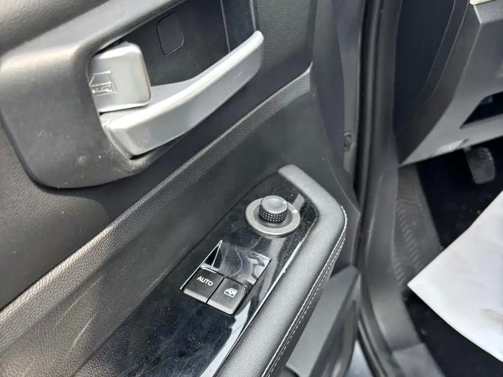 Wuling Zhengcheng — миниатюра 12