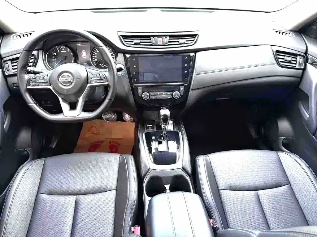 Nissan X-Trail — миниатюра 4