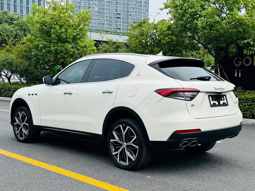 Maserati Levante — миниатюра 13