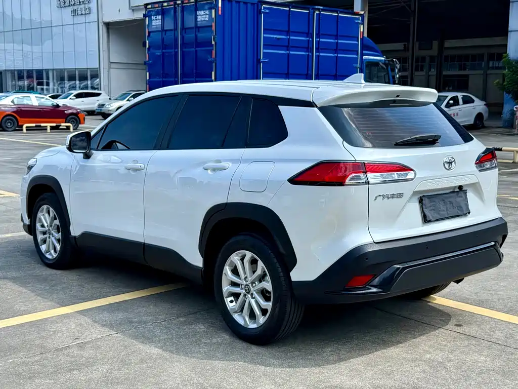 Toyota Frontlander — миниатюра 6