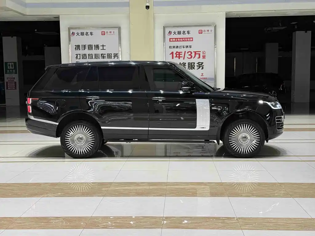 Land Rover Range Rover — миниатюра 5