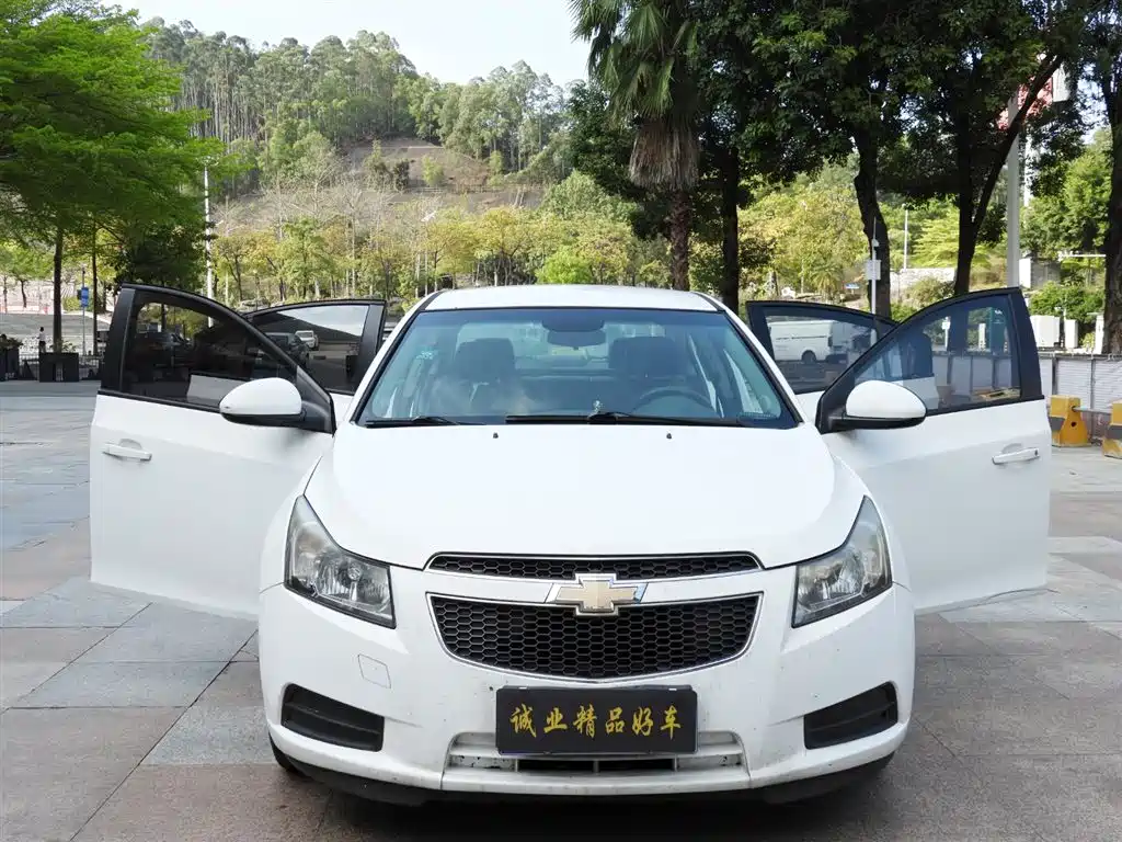 Chevrolet Cruze 2013 1.6L SL MT