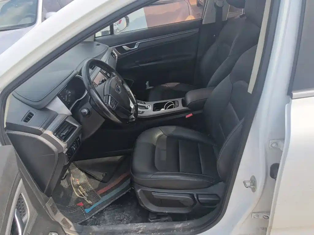 Geely Emgrand GS — миниатюра 15