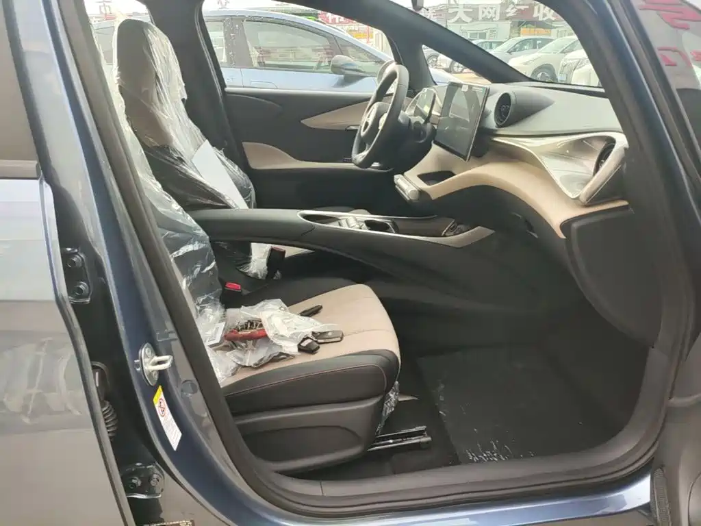 BYD Dolphin — миниатюра 25