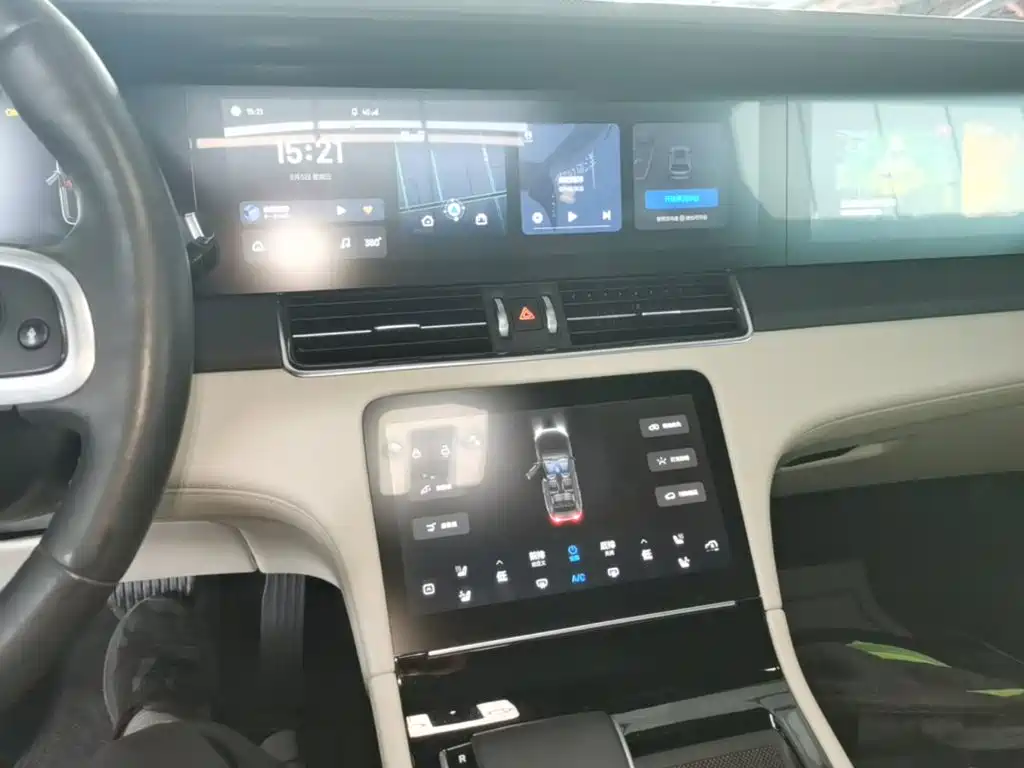 Li Auto Li ONE — миниатюра 13