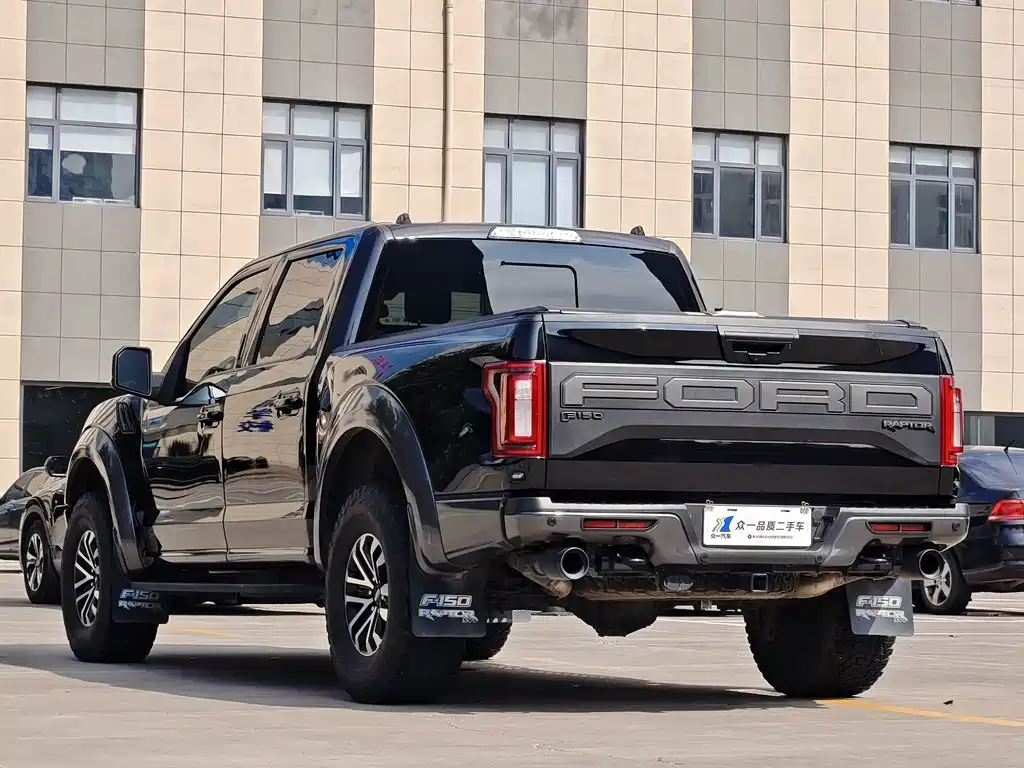 Ford F-150 Raptor — миниатюра 5