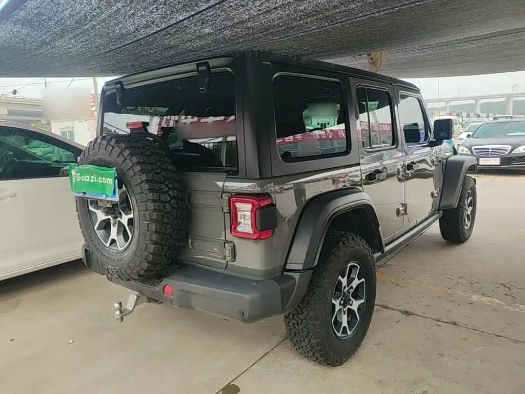 Jeep Wrangler — миниатюра 7