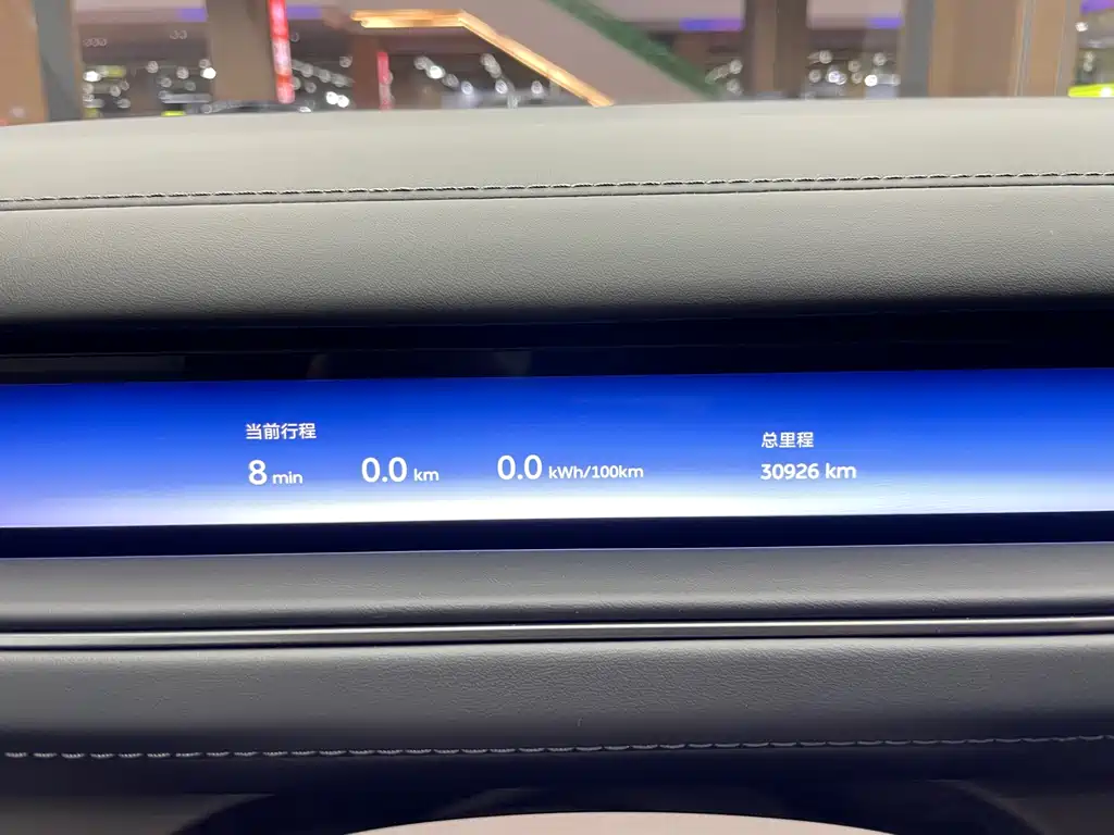 NIO ES8 — миниатюра 12