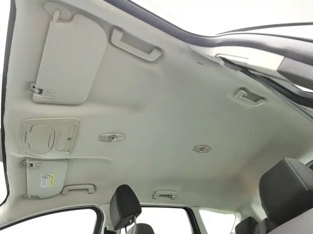 Ford Kuga — миниатюра 14