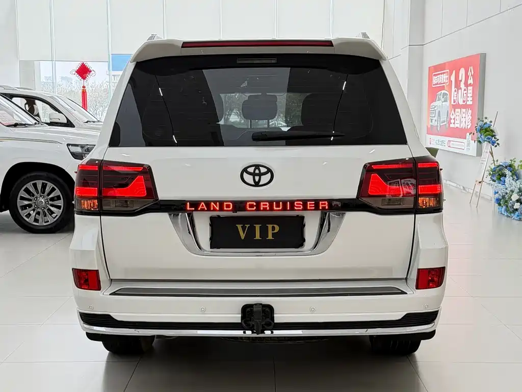 Toyota Land Cruiser — миниатюра 14