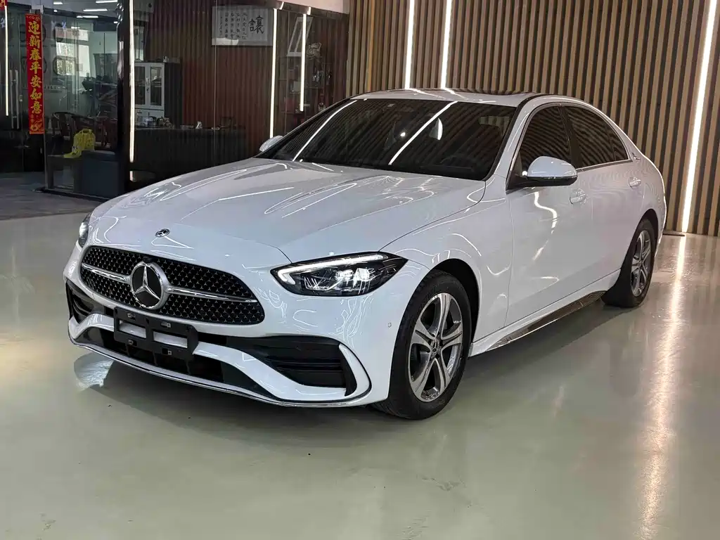 Mercedes-Benz C-Class 2022
