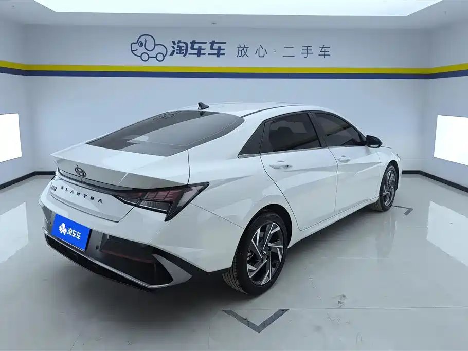 Hyundai Elantra 2023 1.5L CVT GLX Elite