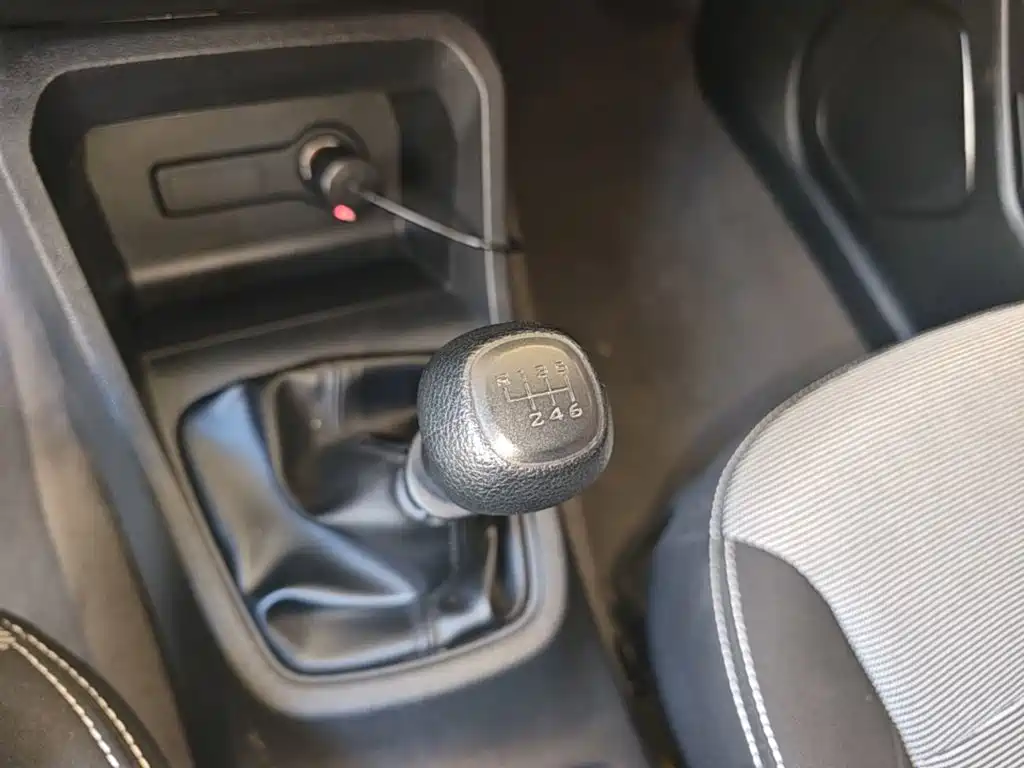 Wuling Hongguang — миниатюра 14