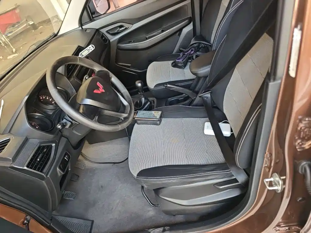 Wuling Hongguang — миниатюра 15