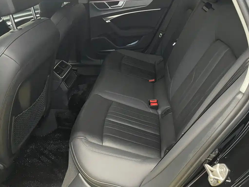 Audi A6 (Import) — миниатюра 11