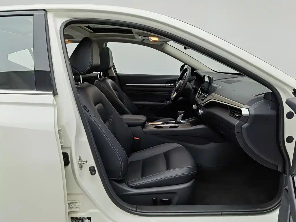 Nissan Teana — миниатюра 23